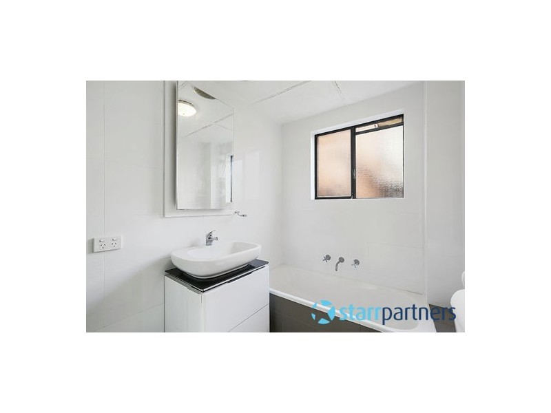 2/15-17 Alfred St, Westmead NSW 2145
