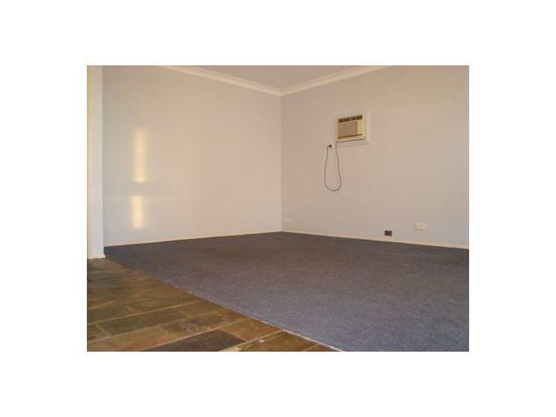 16 Ferntree Close, Glenmore Park NSW 2745