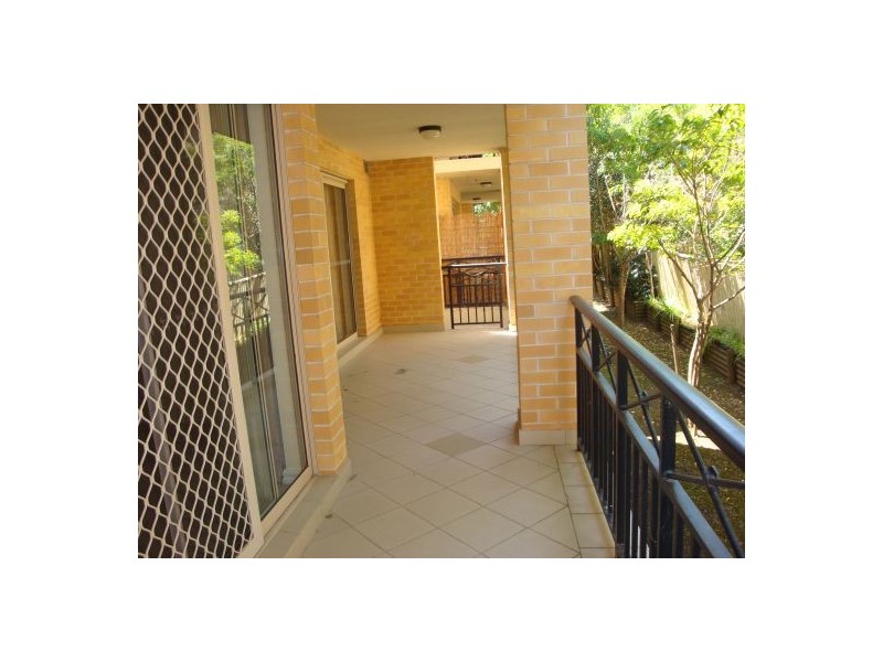 2/3 Brisbane Street, Harris Park NSW 2150