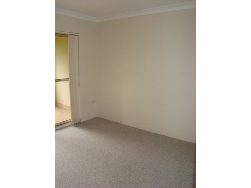 18/30-36 Memorial Avenue, Merrylands NSW 2160