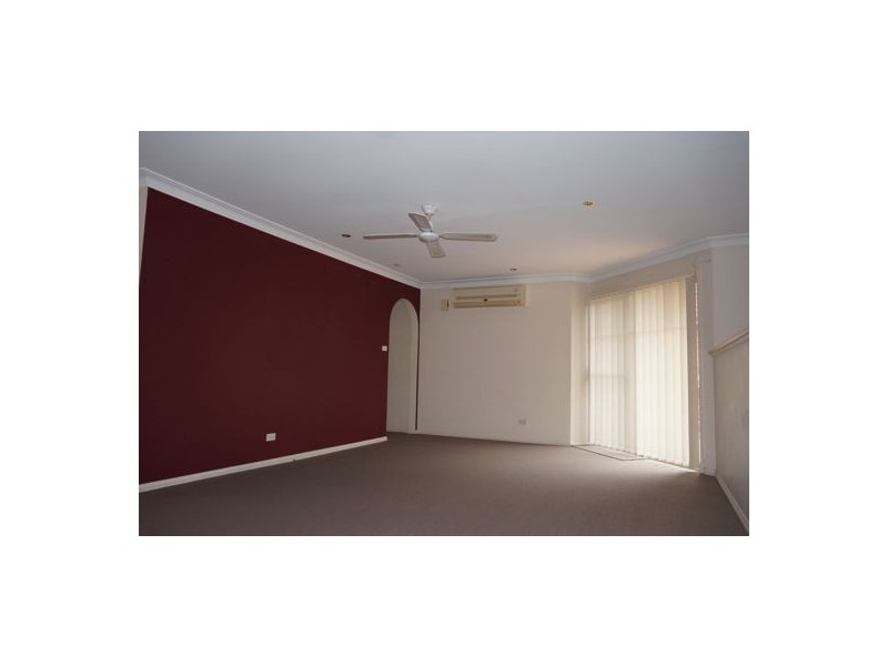 34/40 Strathalbyn Drive, Oatlands NSW 2117