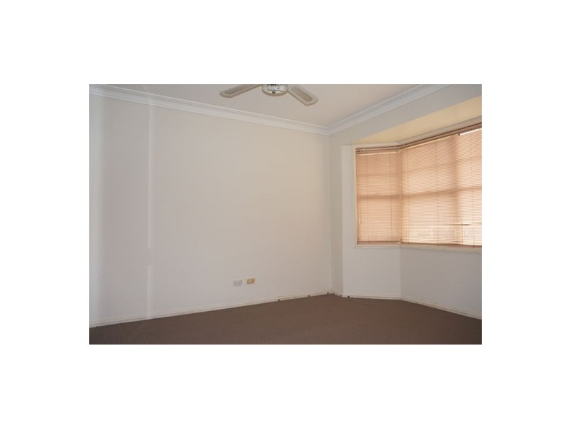 34/40 Strathalbyn Drive, Oatlands NSW 2117