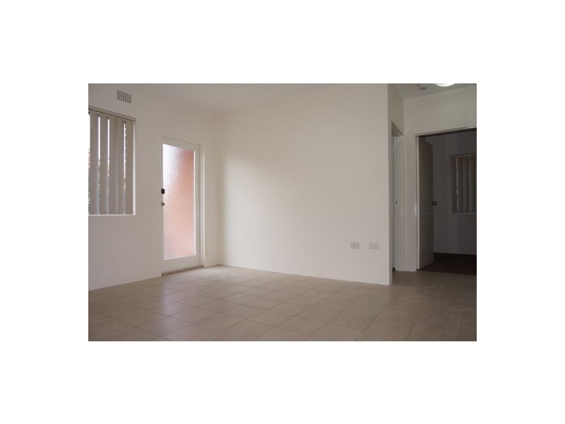 1/42 Wigram Street, Harris Park NSW 2150