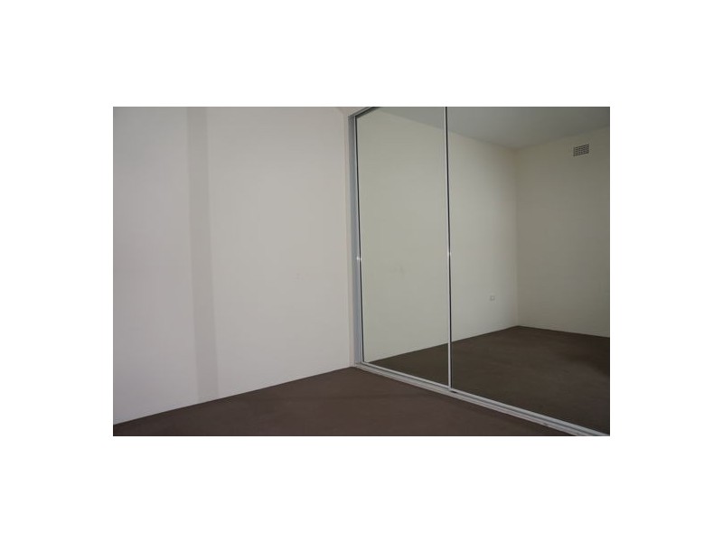 1/42 Wigram Street, Harris Park NSW 2150