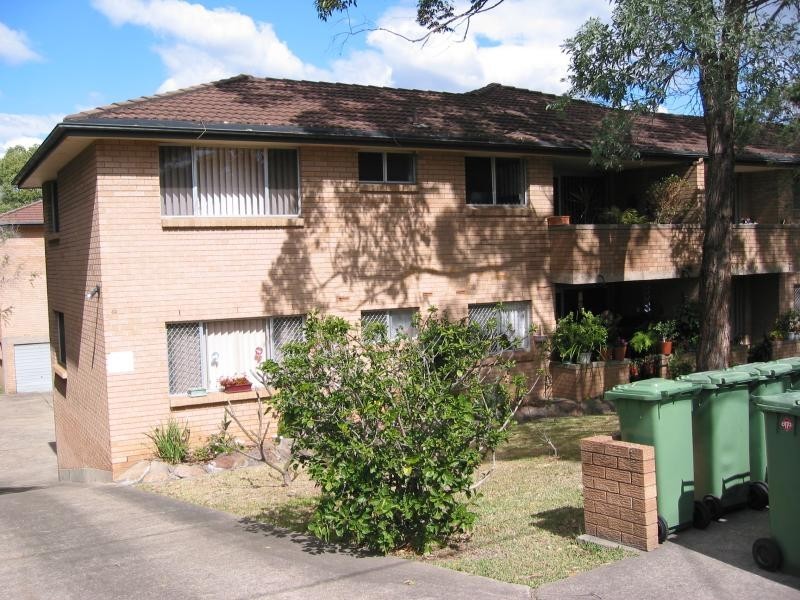 8/32 Allen Street, Harris Park NSW 2150