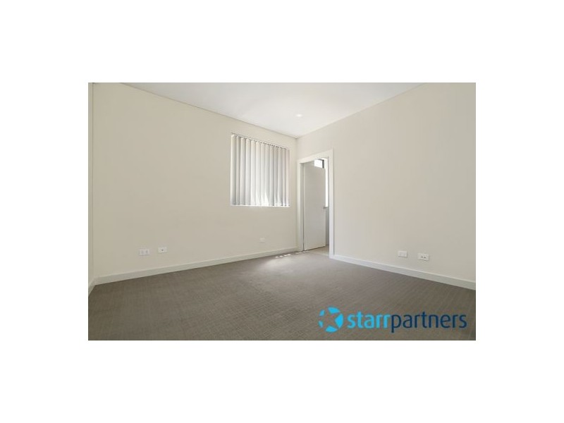 2/27 Stewart Street, Parramatta NSW 2150