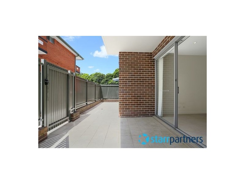 2/27 Stewart Street, Parramatta NSW 2150