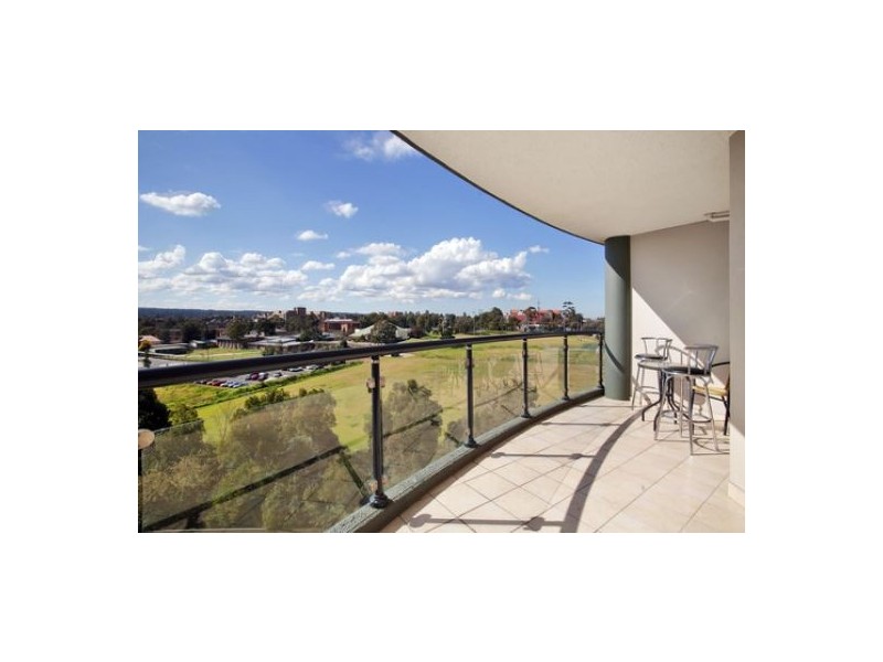 804/91A Bridge Road, Westmead NSW 2145