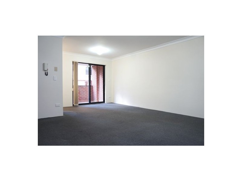 1/55-57 Marsden Street, Parramatta NSW 2150