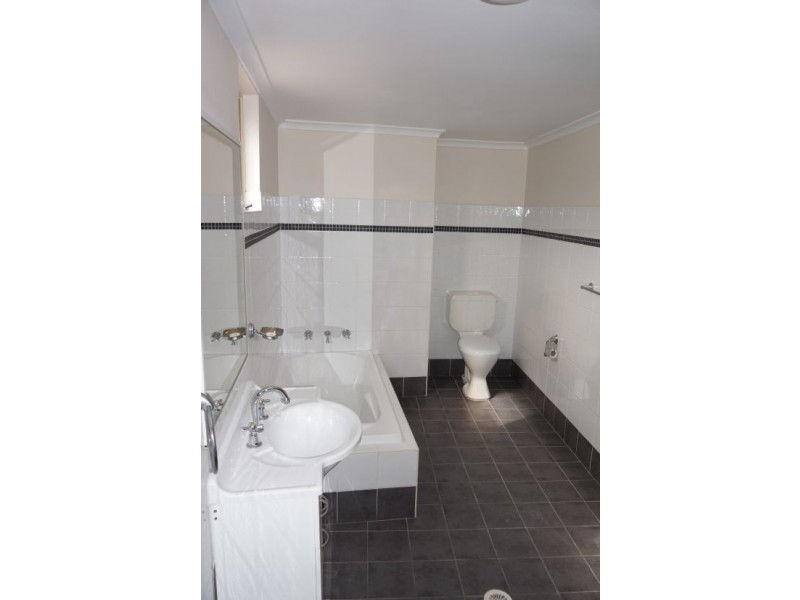 6/14 Fourth Avenue, Blacktown NSW 2148