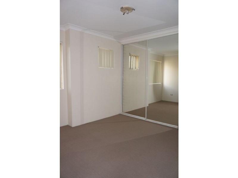 6/14 Fourth Avenue, Blacktown NSW 2148