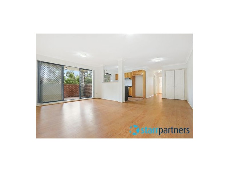 2/234 Targo Road, Toongabbie NSW 2146