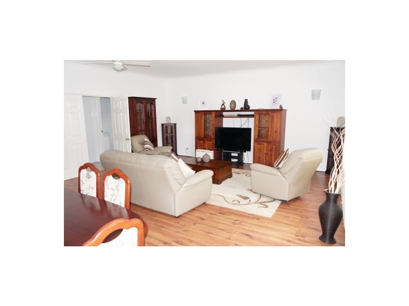 14 Crestbrook St, Seven Hills NSW 2147