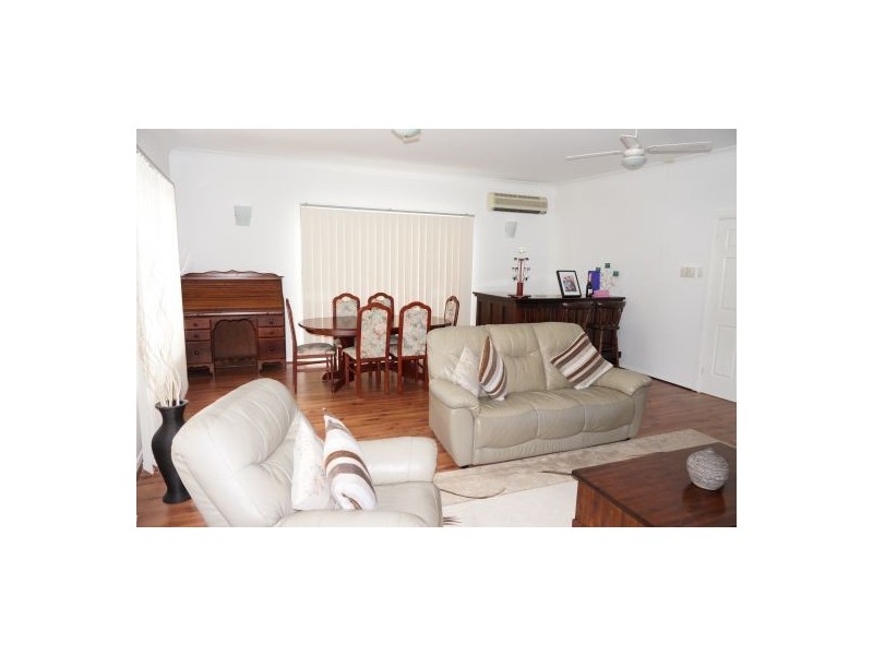 14 Crestbrook St, Seven Hills NSW 2147