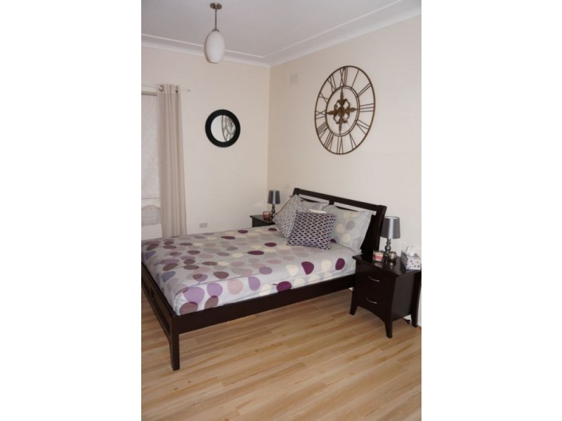 14 Crestbrook St, Seven Hills NSW 2147