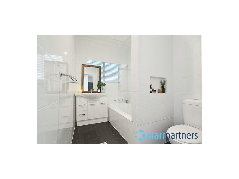 9 Fletcher Street, Northmead NSW 2152