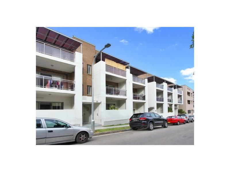 25/2-6 Howard Ave, Northmead NSW 2152