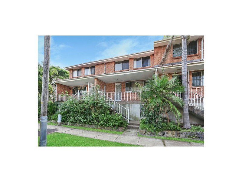 2/15 Wigram Street, Harris Park NSW 2150