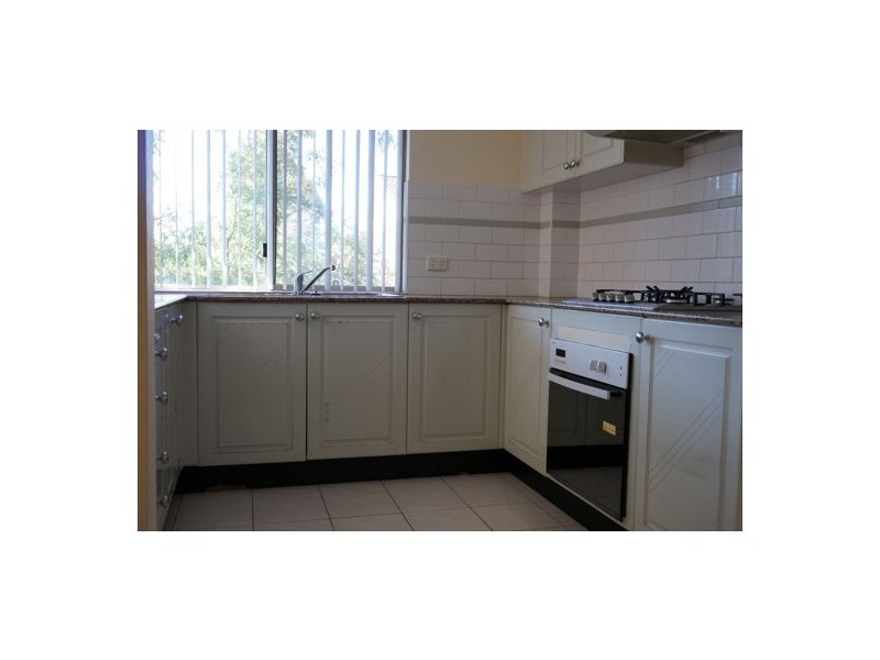 8/261-265 Dunmore Street, Pendle Hill NSW 2145