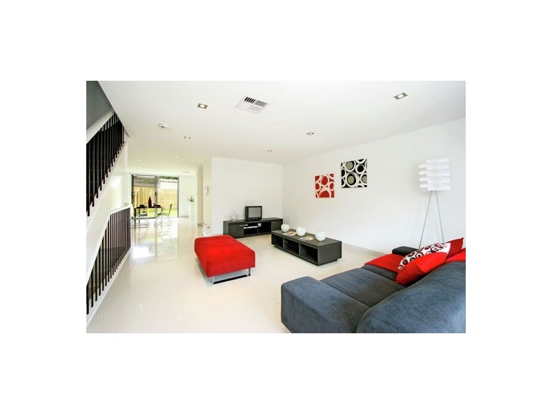 2/48-50 Penelope Lucas Lane, Rosehill NSW 2142