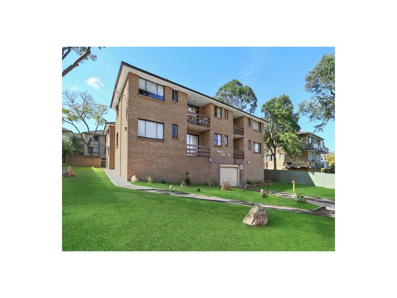 2/35 Manchester St, Merrylands NSW 2160