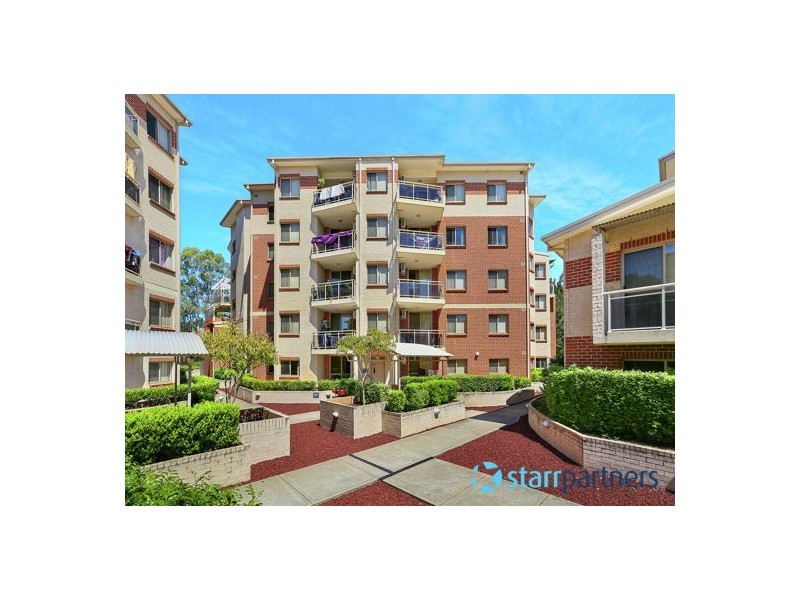 40/2 Wentworth Avenue, Toongabbie NSW 2146