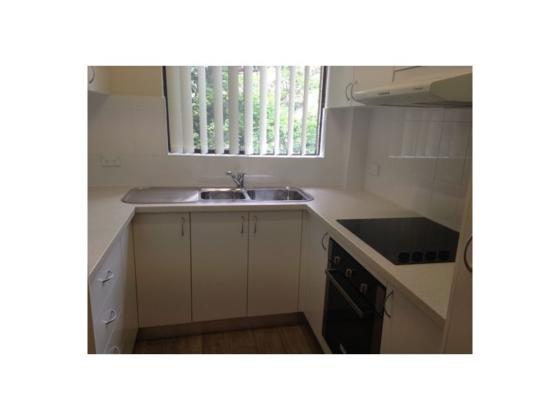 4/15-17 Alfred Street, Westmead NSW 2145