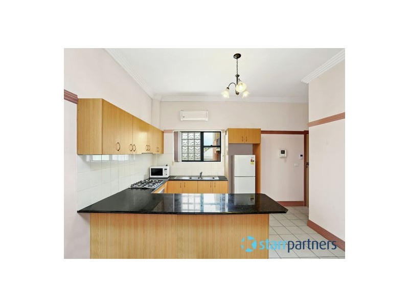 2/22 Station St East, Harris Park NSW 2150