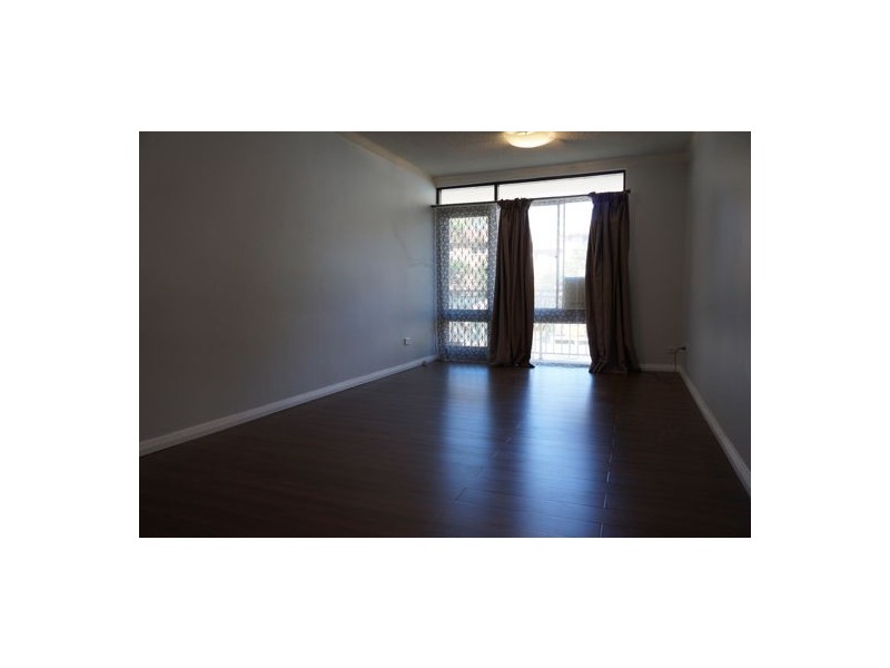 8/26 Neil Street, Merrylands NSW 2160