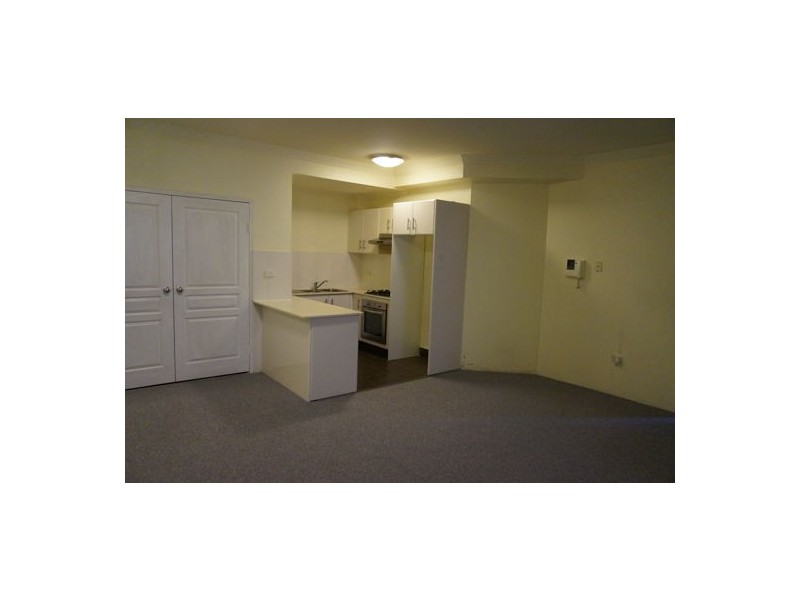 15/2-6 Kendall Street, Harris Park NSW 2150