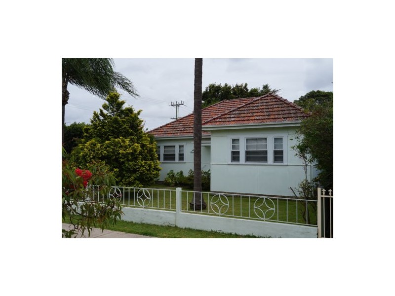 15 Roslyn Avenue, Northmead NSW 2152