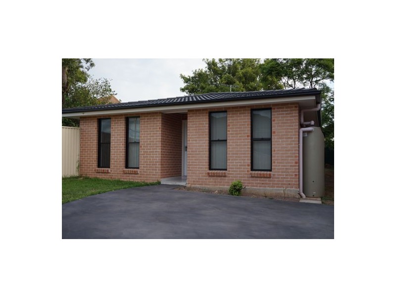 12a Henry Street, Guildford NSW 2161