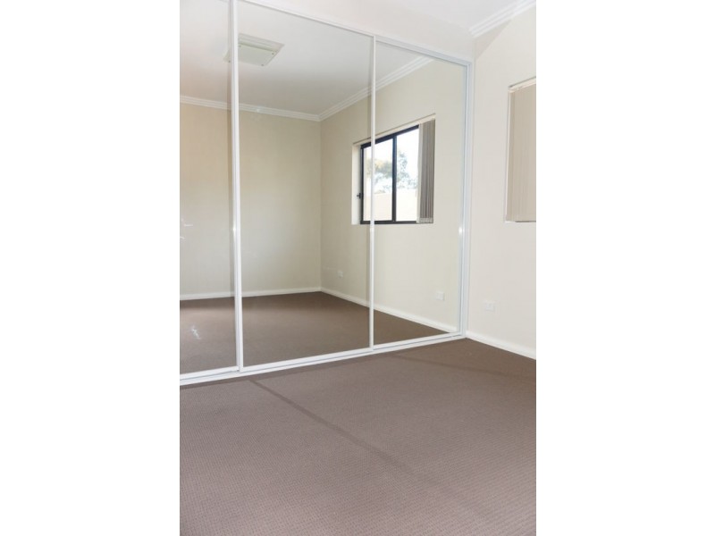 5/8 Wigram Street, Harris Park NSW 2150