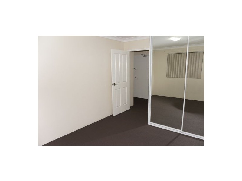 8/52 The Trongate, Granville NSW 2142