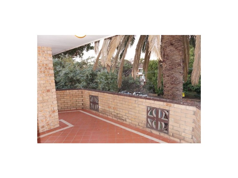 8/52 The Trongate, Granville NSW 2142