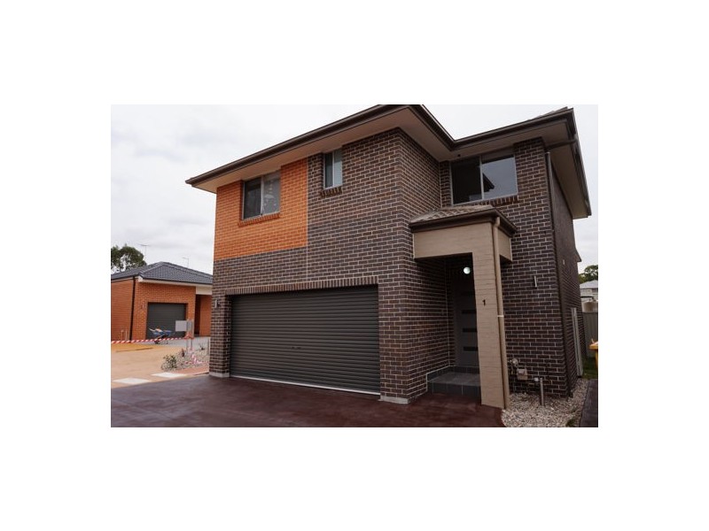 1 Hemanta Glade (1/236 Richmond Road), Woodcroft NSW 2767