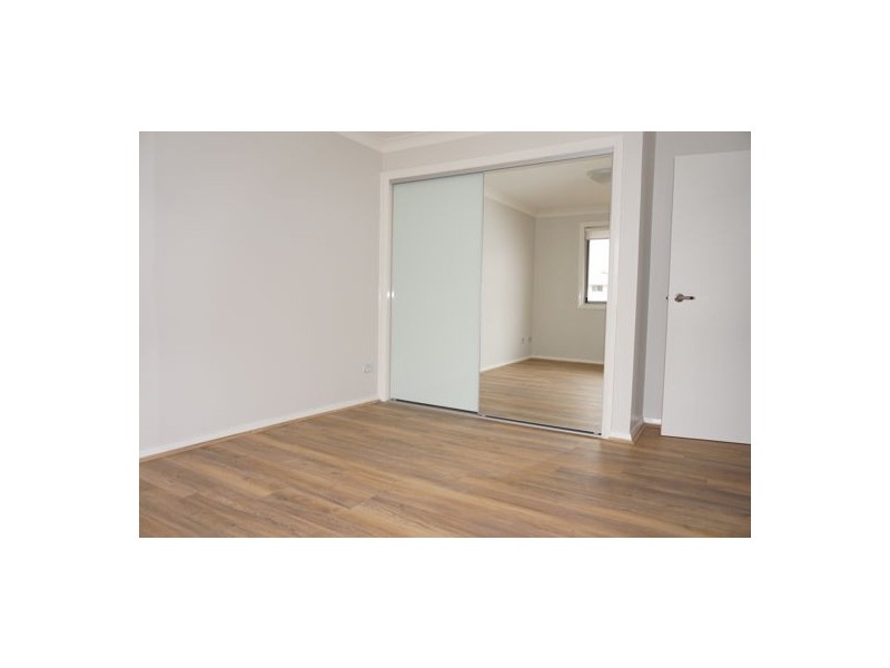 1 Hemanta Glade (1/236 Richmond Road), Woodcroft NSW 2767