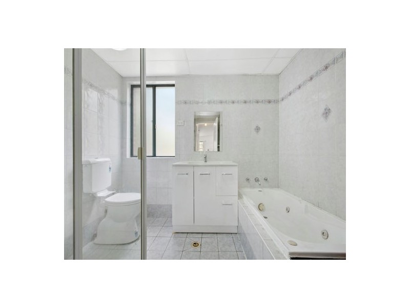 3/2-6 Mowle Street, Westmead NSW 2145