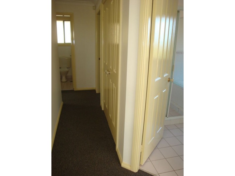 1/211 Windsor Road, Northmead NSW 2152