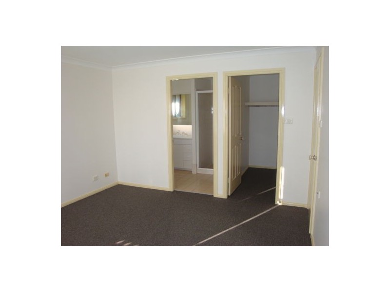 1/211 Windsor Road, Northmead NSW 2152