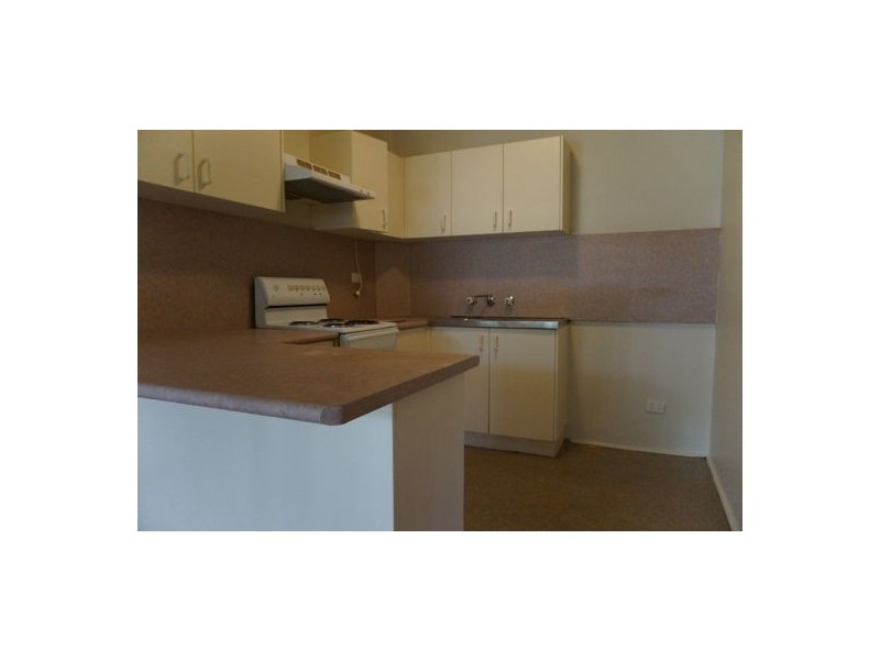 1/15 Queens Road, Westmead NSW 2145