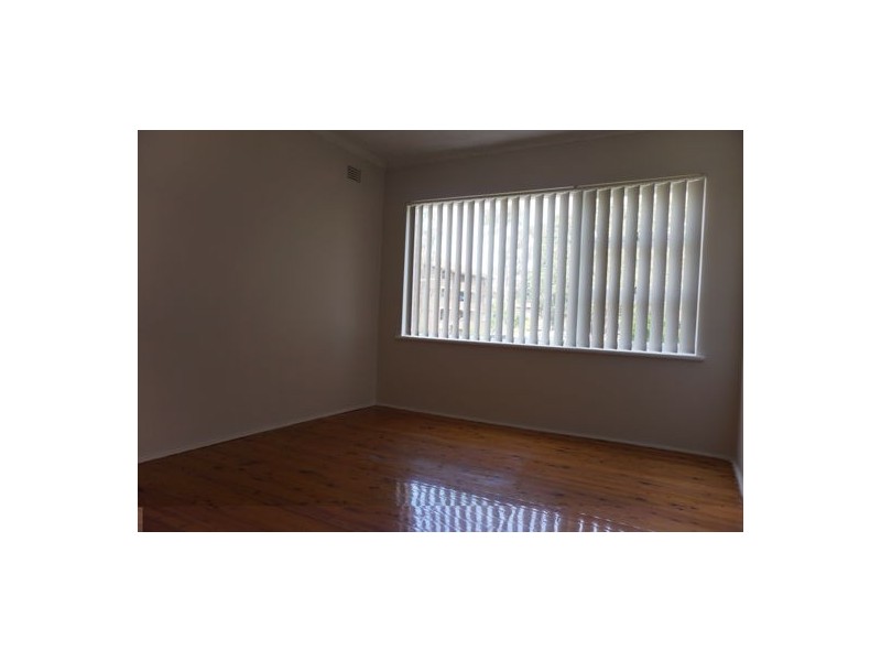 1/15 Queens Road, Westmead NSW 2145