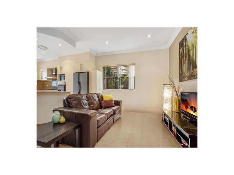 33 Woodlands Street, Baulkham Hills NSW 2153