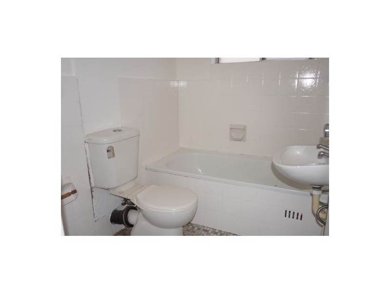 8/18 Wigram St, Harris Park NSW 2150