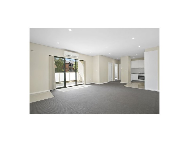 9/8 Wigram Street, Harris Park NSW 2150