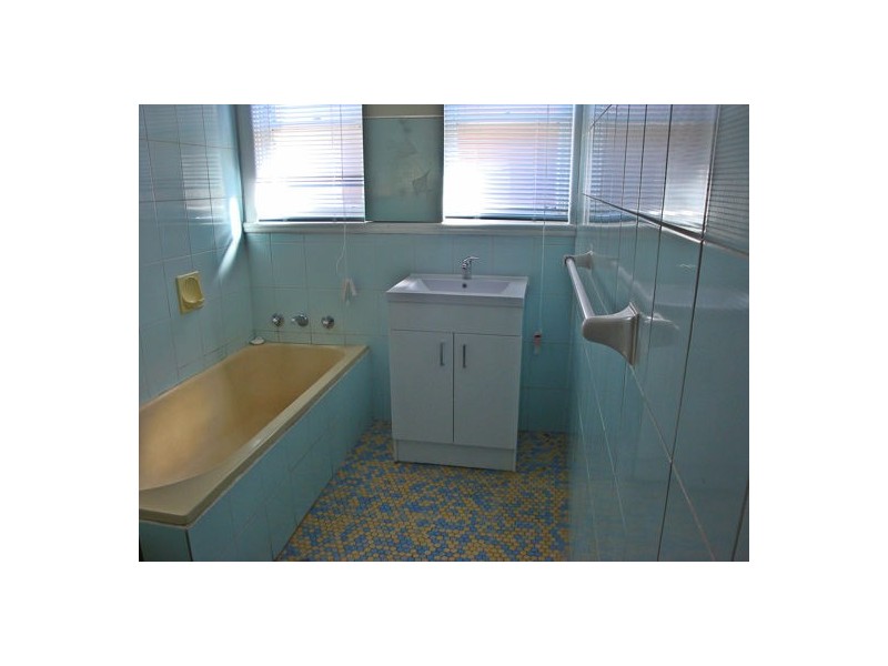 499 Great Western Highway, Pendle Hill NSW 2145