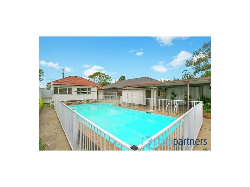 6 Hollywood Street, South Wentworthville NSW 2145