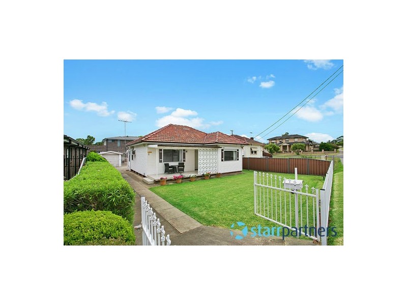 6 Hollywood Street, South Wentworthville NSW 2145
