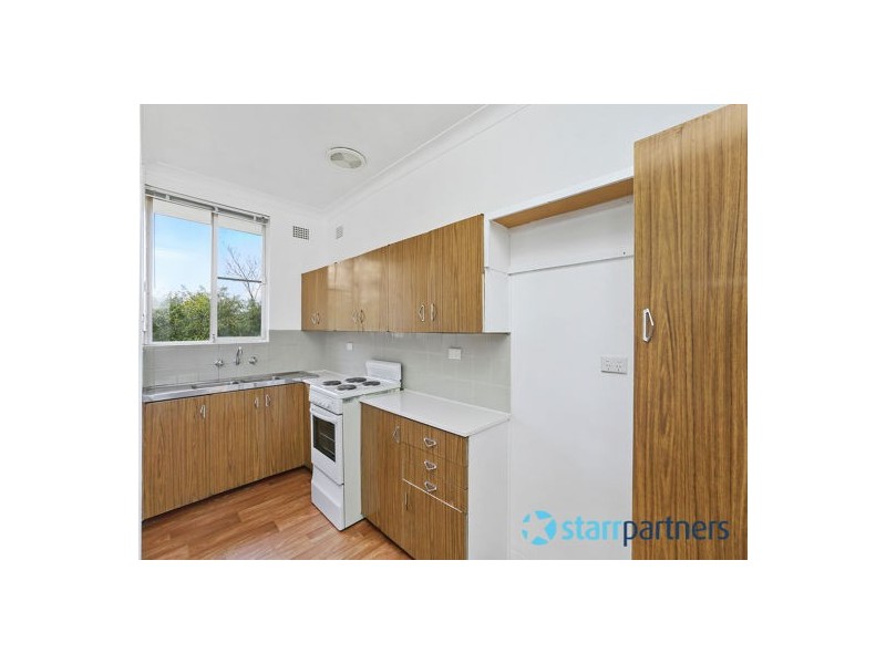 11/11 Queens Road, Westmead NSW 2145