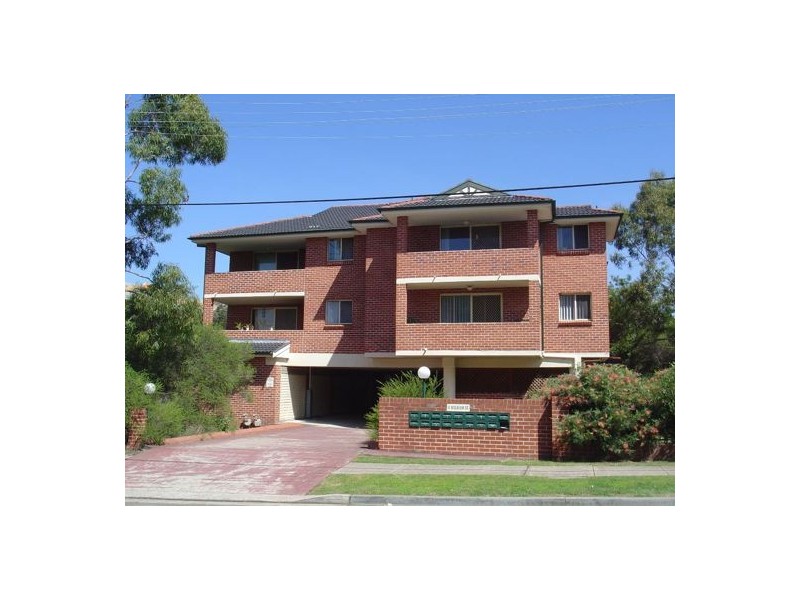 16/4-6 Wigram Street, Harris Park NSW 2150